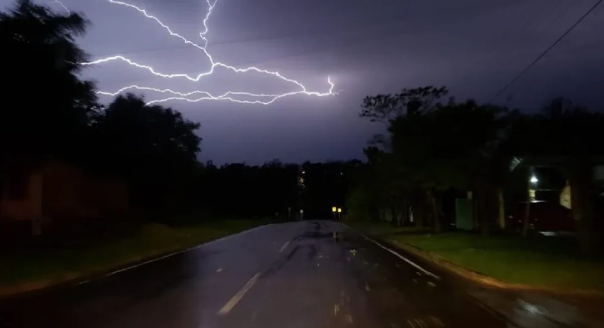 METEOROLOGÍA ADVIERTE NUEVAS TORMENTAS: MENOR IMPACTO EN ASUNCIÓN Y CENTRAL