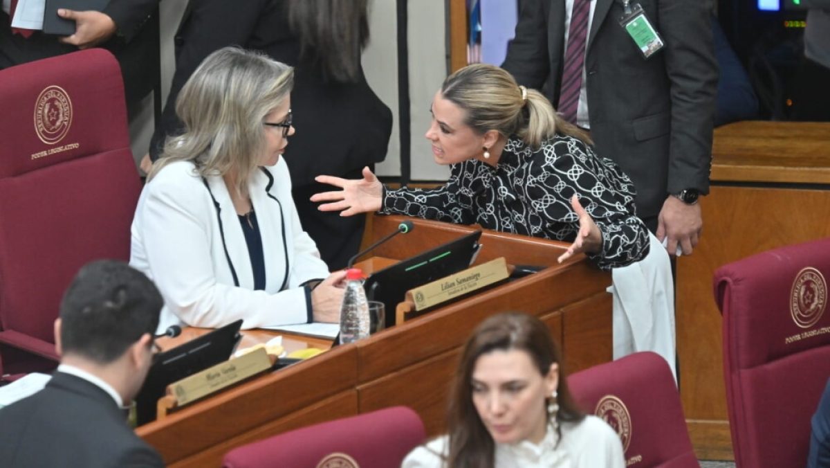 Senado ratifica la prohibición de bonificaciones a altas autoridades y devuelve el proyecto a Diputados