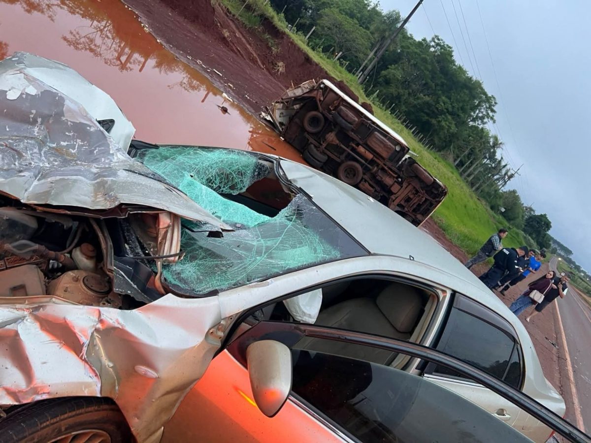 CONDUCTOR ALCOHOLIZADO PROTAGONIZÓ ACCIDENTE QUE INVOLUCRÓ A TRES VEHÍCULOS EN MINGA GUAZÚ