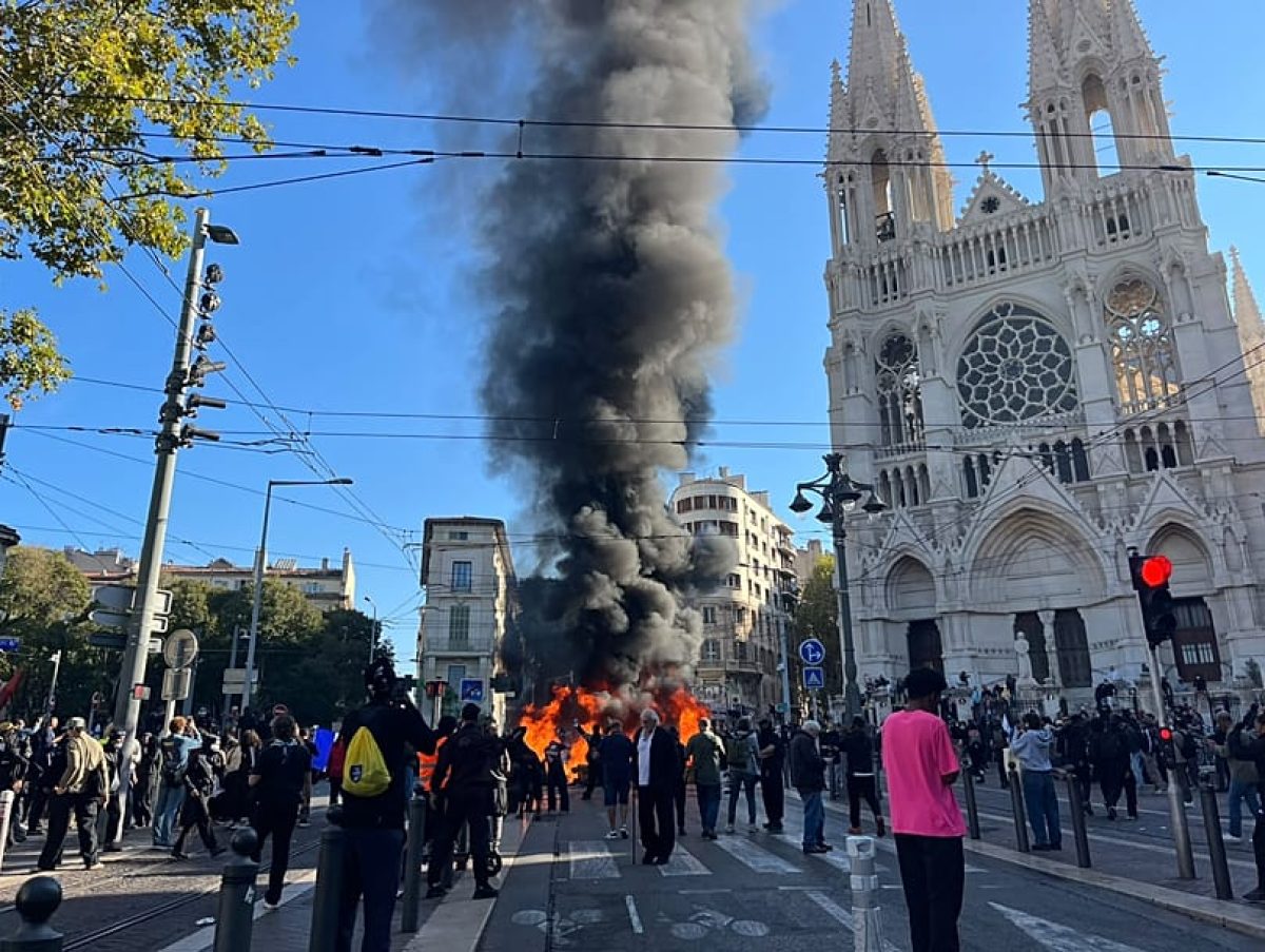 PROTESTAS EN FRANCIA DEJAN 272 DETENIDOS Y DISTURBIOS EN VARIAS CIUDADES